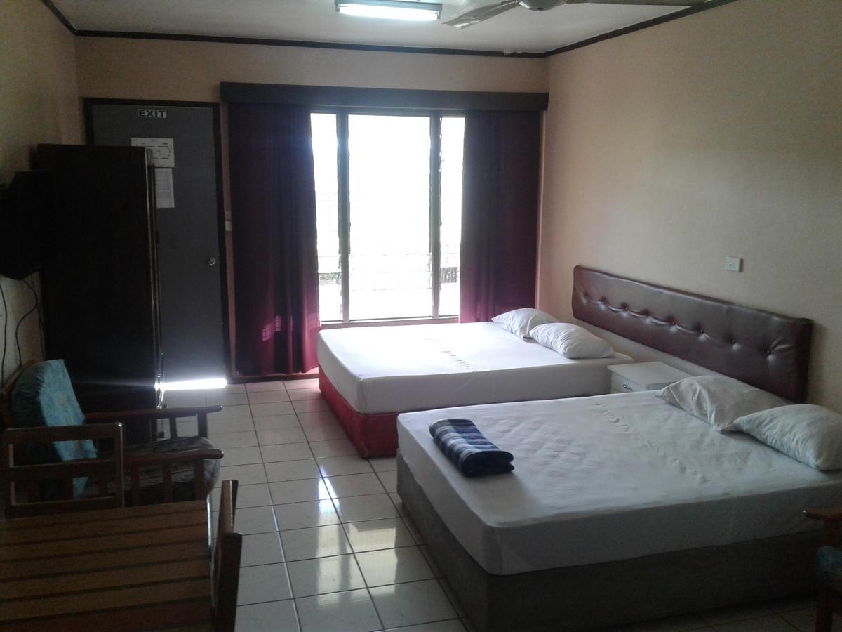 Blue Light Hotel Nadi Esterno foto